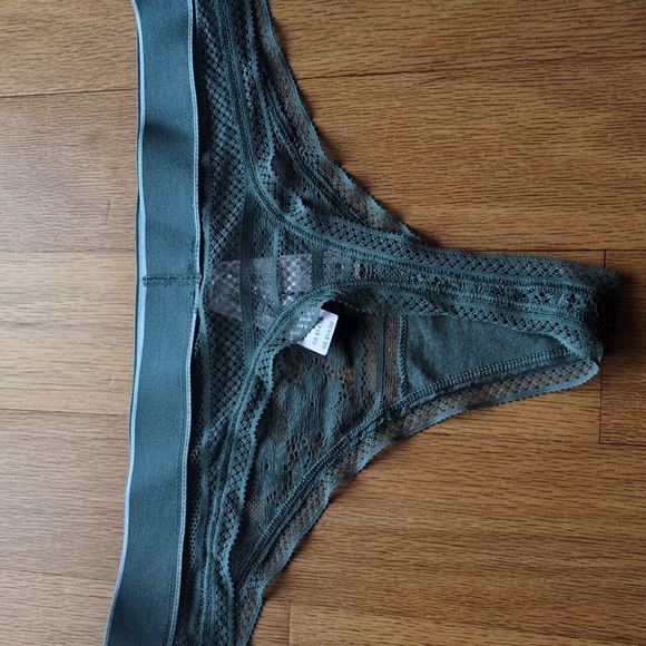 Bundle of Victoria's Secret label panties brand new with tags!! Mesh,rhinestones - Picture 9 of 10